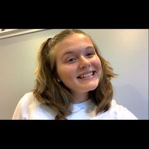 Meet your Posher, Ellie